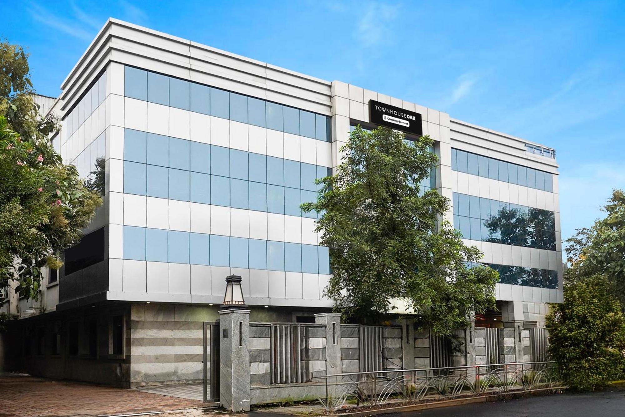 Super Townhouse Oak Alandur Near Chennai Airport Formerly Vijay Park Zewnętrze zdjęcie